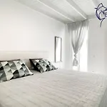 Lejlighed B-rent Bluemarlin Boutique Sea View