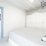 B-rent Bluemarlin Boutique Sea View *