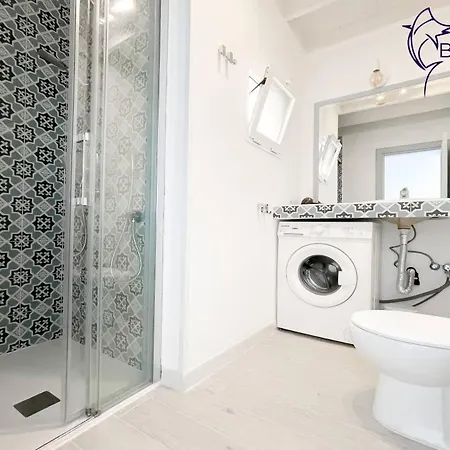 B-rent Bluemarlin Boutique Sea View קורלחו