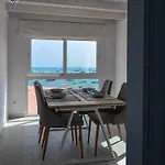 B-rent Bluemarlin Boutique Sea View * 코라레호