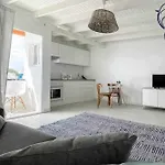 아파트 B-rent Bluemarlin Boutique Sea View *