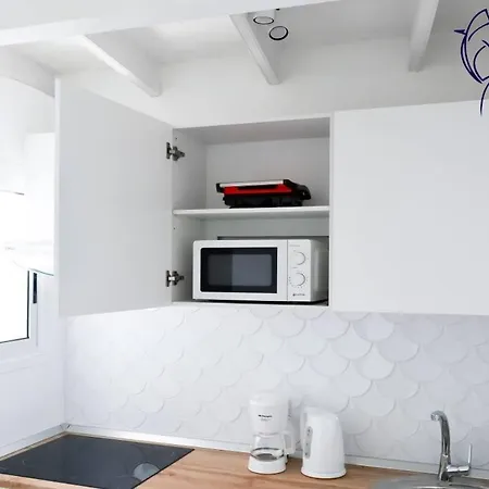 Διαμέρισμα B-rent Bluemarlin Boutique Sea View Κοραλέχο