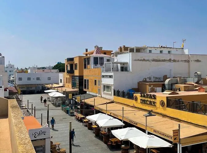 B-rent Bluemarlin Boutique Sea View شقة كوراليهو