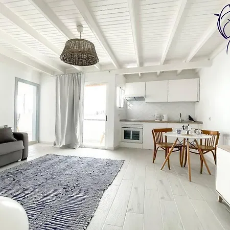 B-rent Bluemarlin Boutique Sea View *